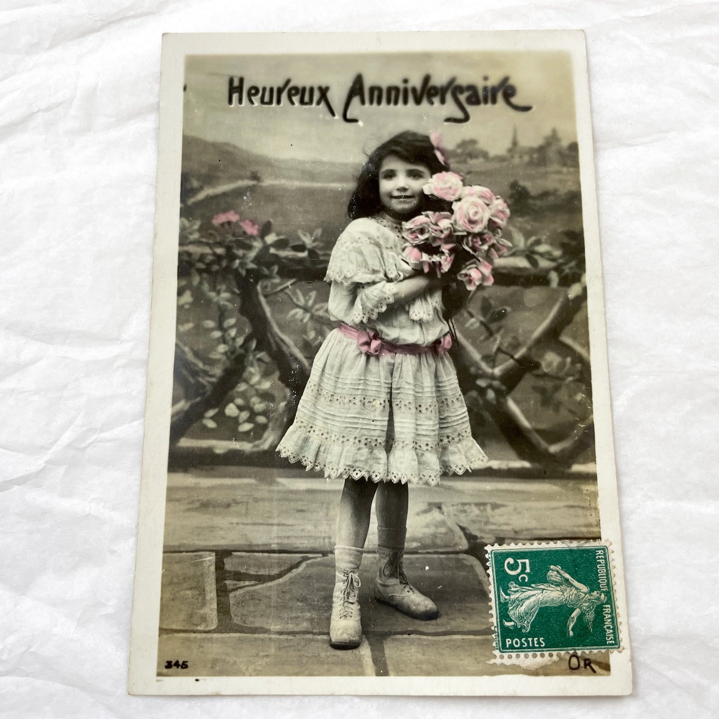 1910s - French Birthday Postcard - Antique Little Girl With Pink Roses Bouquet - Sepia Photo Greeting Card - Vintage Child Image