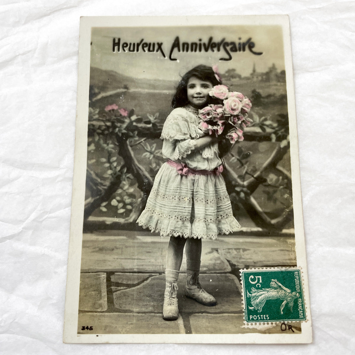 1910s - French Birthday Postcard - Antique Little Girl With Pink Roses Bouquet - Sepia Photo Greeting Card - Vintage Child Image