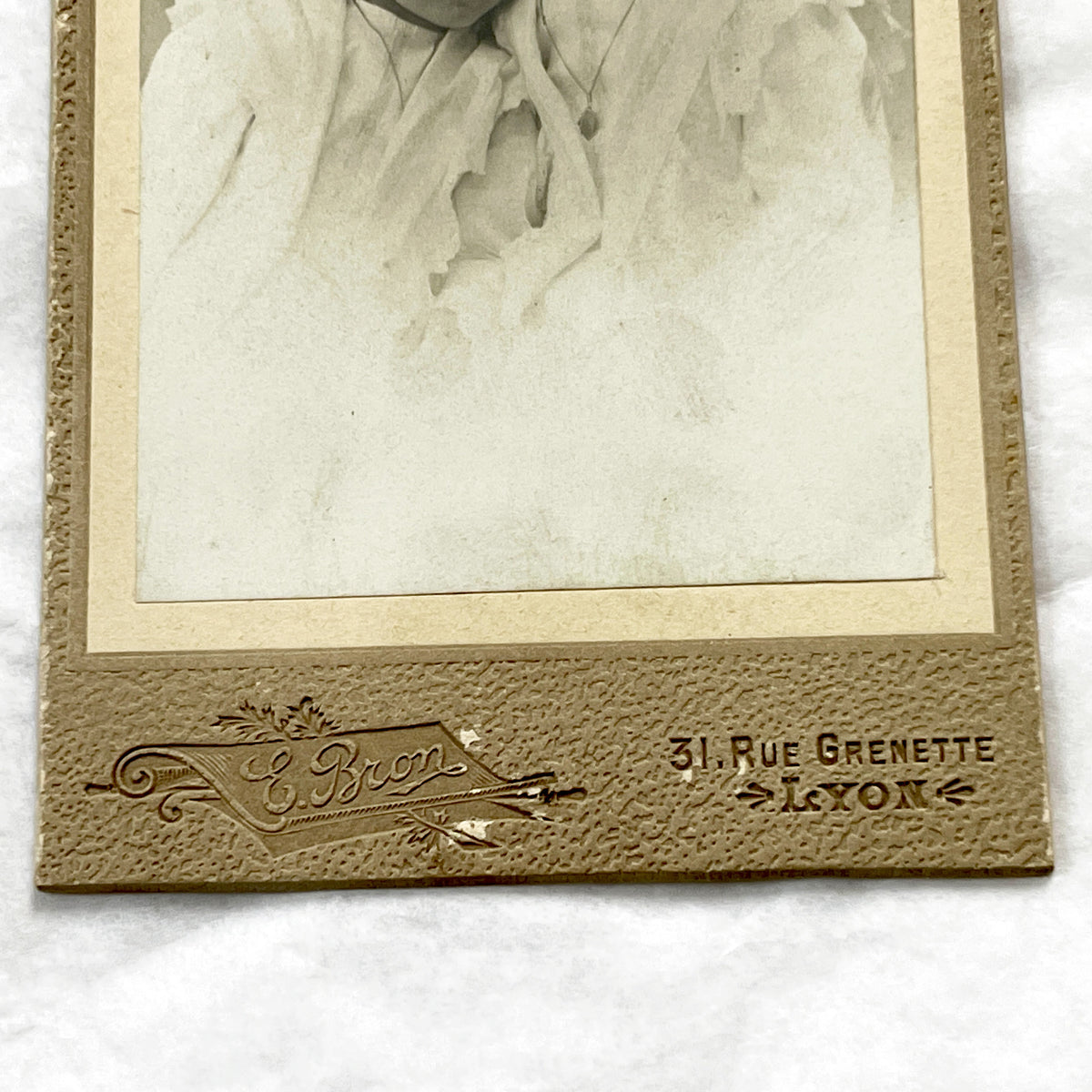 1900s - Vintage Cabinet Card - French Studio Portrait of Two Young Girls - E. Bron Photographer - 31 Rue Grenette Lyon, France