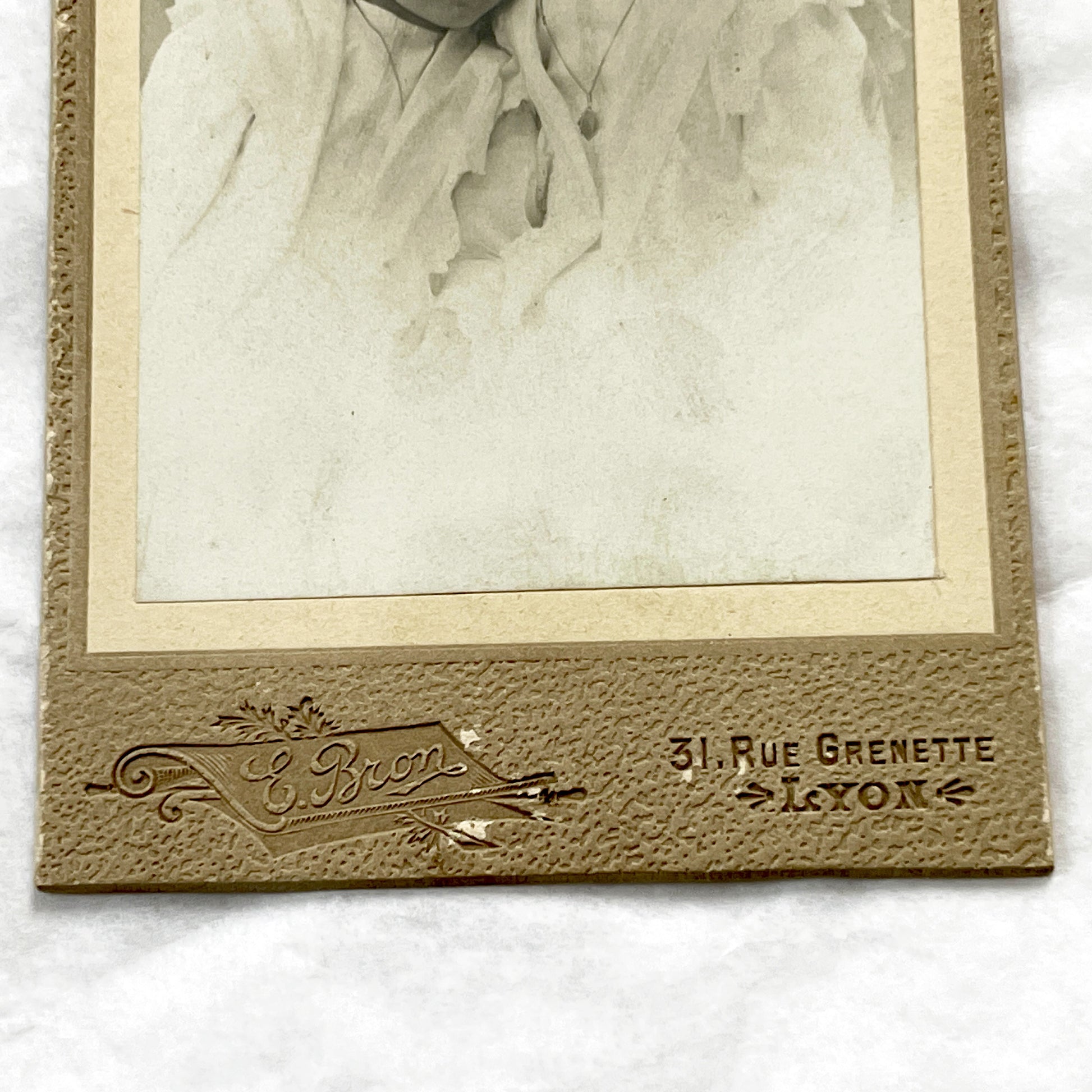 1900s - Vintage Cabinet Card - French Studio Portrait of Two Young Girls - E. Bron Photographer - 31 Rue Grenette Lyon, France