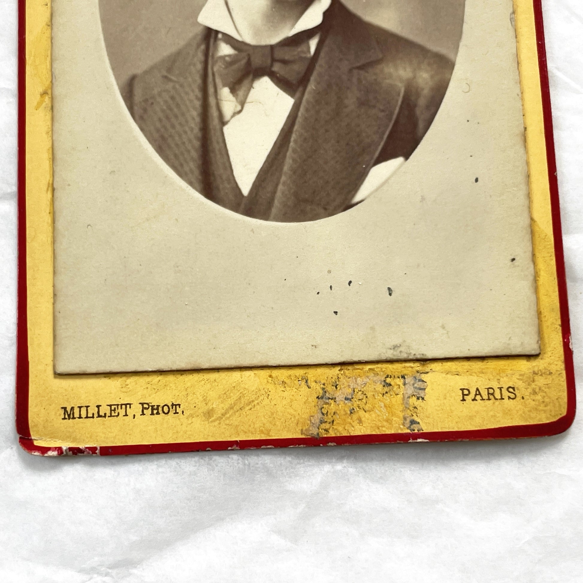 Late 19th - Carte de Visite Portrait - Elegant Young Man In Suit And Bow Tie - Maison Millet Paris Studio Photography - French History