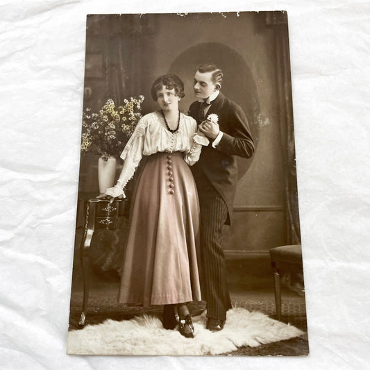 1910s - Elegant Edwardian Couple Portrait Vintage Photo Postcard - Romantic Dressed Woman Man Studio Snapshot - Antique Fashion History