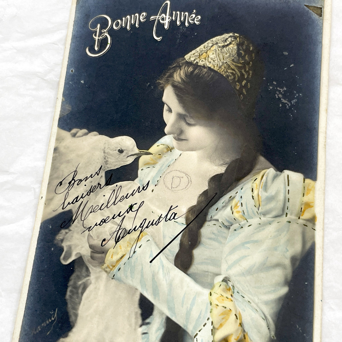 1900s - French Art Nouveau Postcard - Happy New Year Woman with Dove - Vintage Parisian Éditeurs d'Art Greeting Card - Antique Sentiments