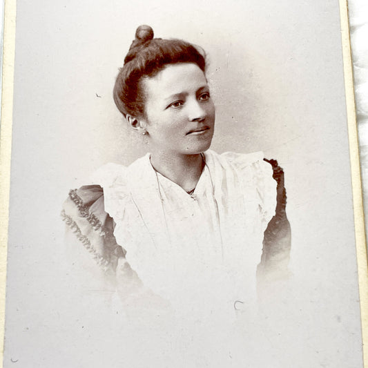 1900s - Antique Studio Portrait Photograph - Elegant Woman - French Carte de Visite - Vintage Fashion - Historic Photography