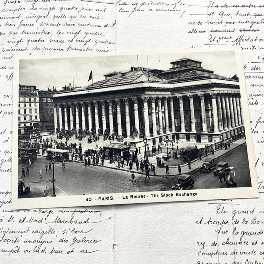 1930s - Paris La Bourse - Vintage French Stock Exchange Postcard - Palais Brongniart Street Scene - Black & White Photo Old Car