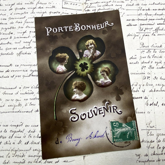 1900s -Antique French postcard “Porte-Bonheur Souvenir” with clover design and four portraits of women - Belle Epoque