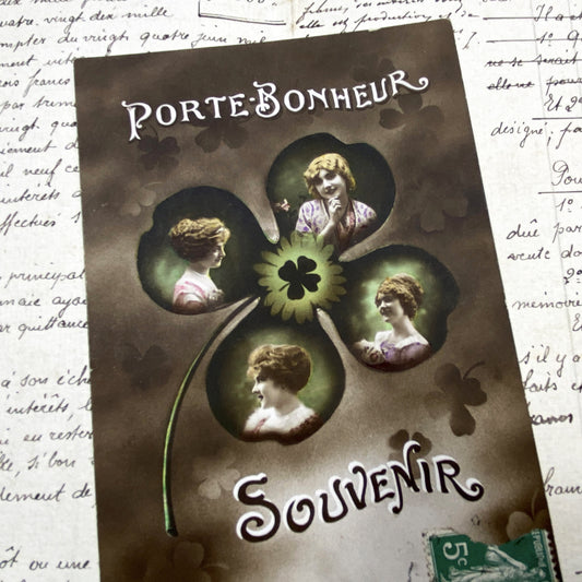 1900s -Antique French postcard “Porte-Bonheur Souvenir” with clover design and four portraits of women - Belle Epoque