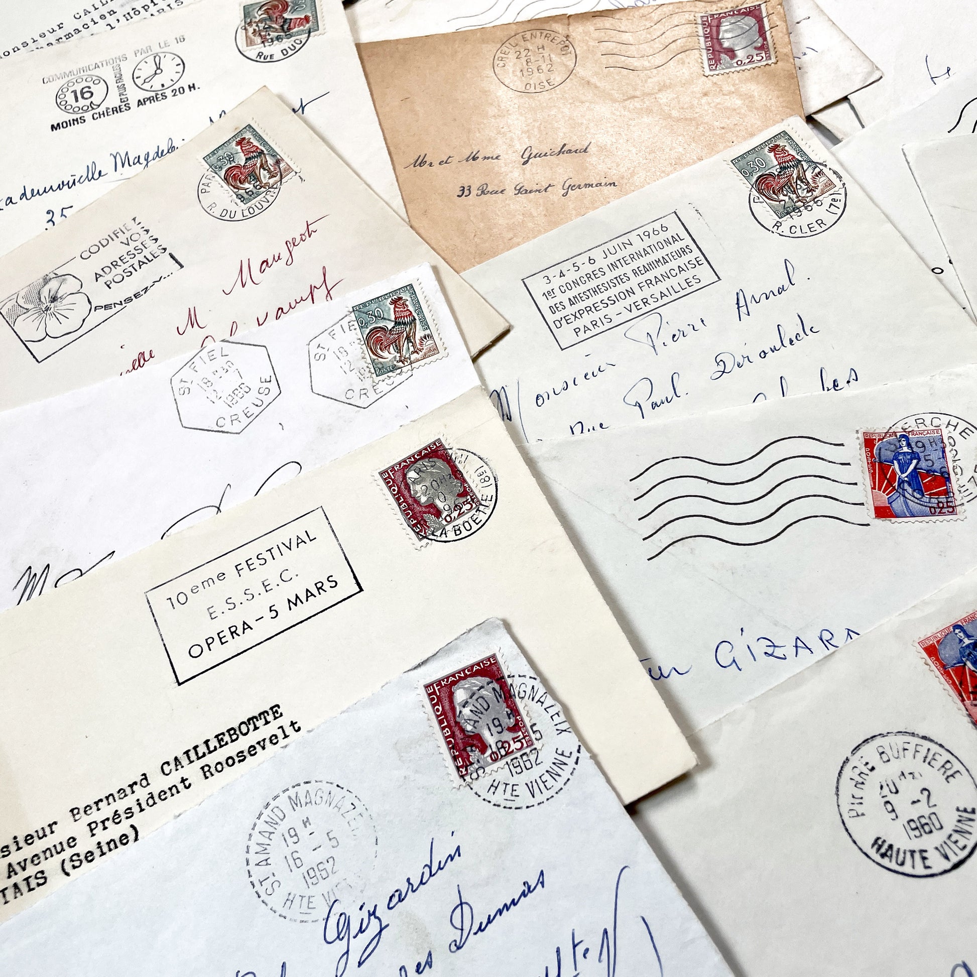 1960s - 30 French half-envelopes - Without letters inside - 1960s Ephemera for Junk Journals, Collage & Paper Crafts