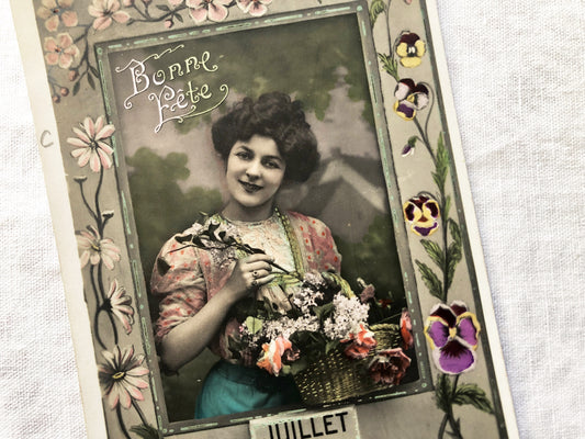 1900s - Vintage French Bonne Fête Postcard - July 20 Saint Marguerite Name Day - Elegant Edwardian Woman with Flowers - Floral Art Nouveau