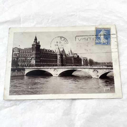 1920s - Vintage Paris Postcard - Palais De Justice & Pont Neuf Scene - Historic French Architecture Photo - Black & White Landmark View