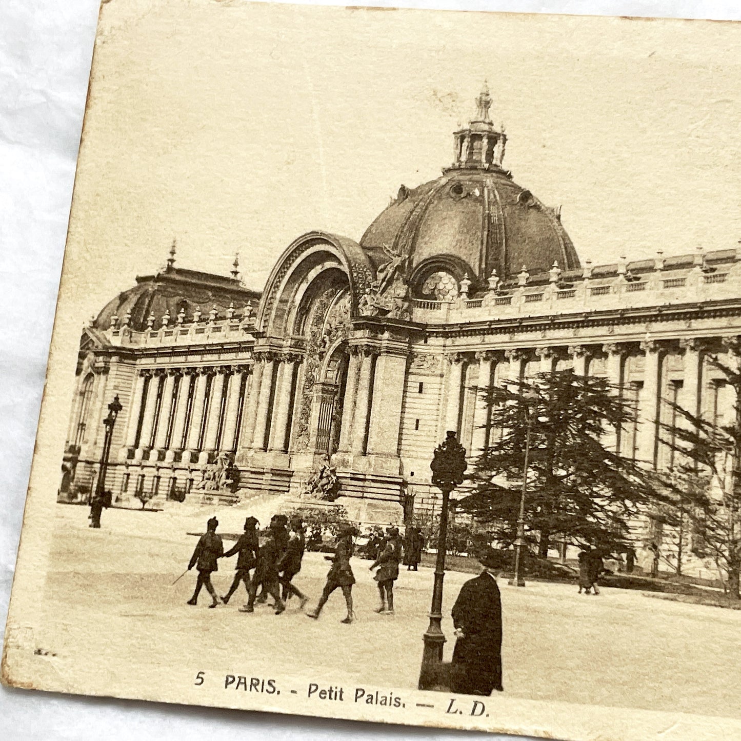1920s - Vintage Paris Postcard - Petit Palais Beaux-Arts Architecture - Historic Parisian Landmark - French Capital City Collectible View