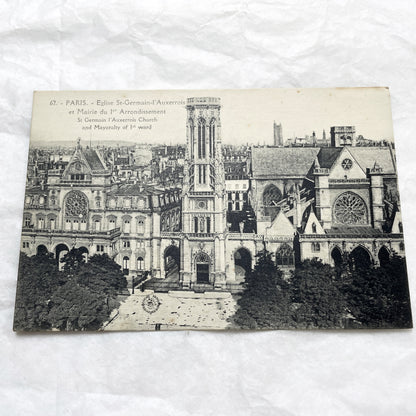 1900s - Vintage Paris Postcard - Eglise St-Germain-l'Auxerrois Church - Mairie du 1er Arrondissement - Historic French Capital View
