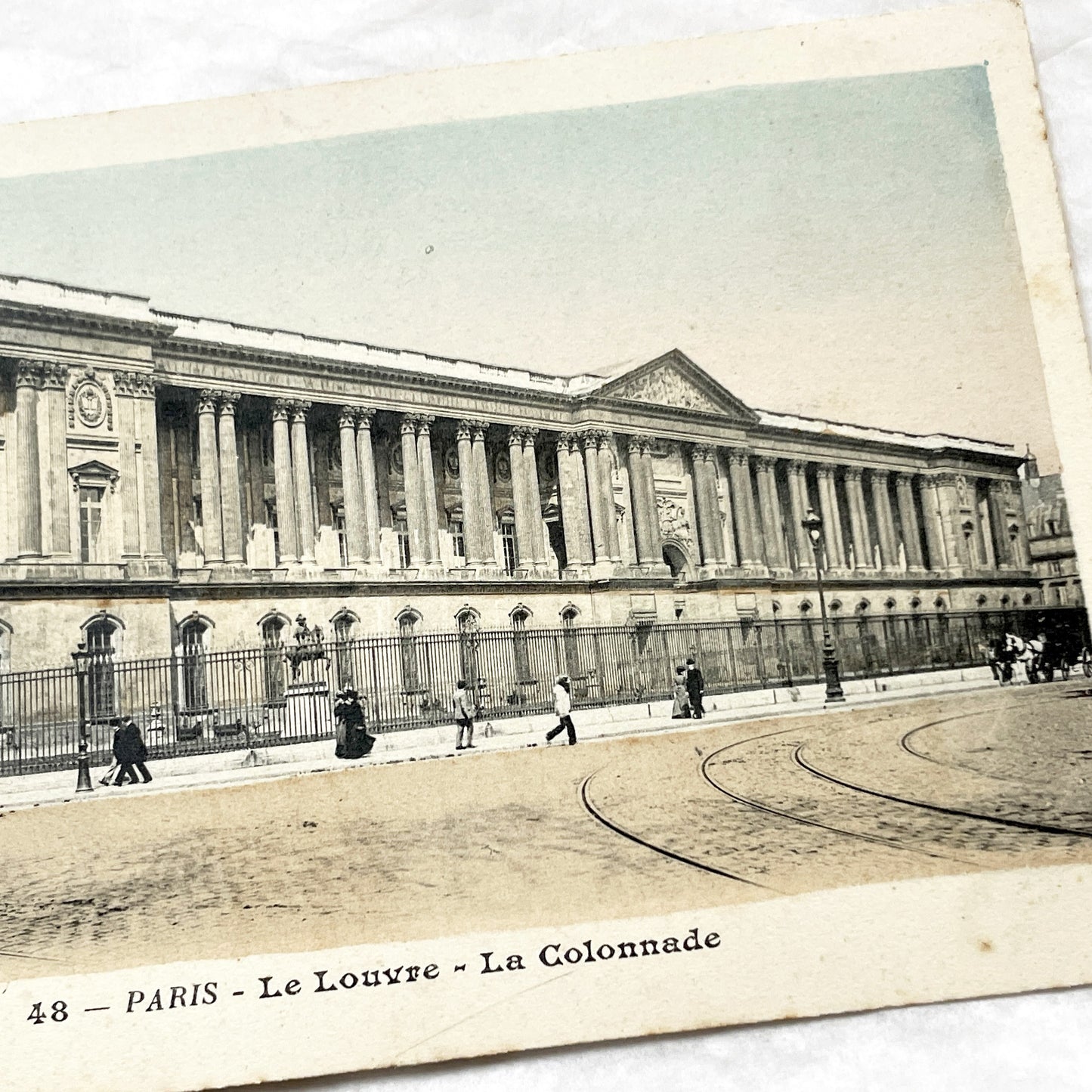 1900s - Paris - Le Louvre Colonnade Vintage Postcard - Parisian Architecture - Historic French Landmark - Collectible Old Photo