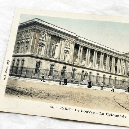 1900s - Paris - Le Louvre Colonnade Vintage Postcard - Parisian Architecture - Historic French Landmark - Collectible Old Photo