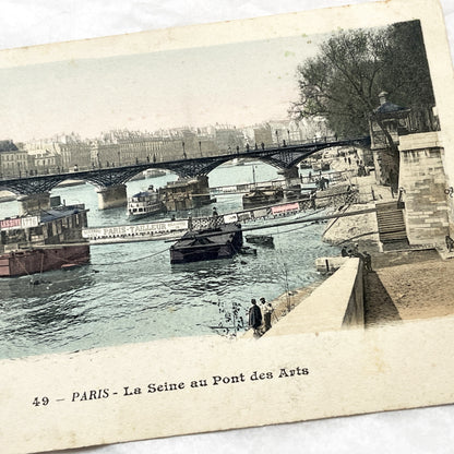 1900s - Vintage Parisian Postcard - La Seine Au Pont Des Arts - Historic French River Scene - Antique Paris City View - Collectible Ephemera