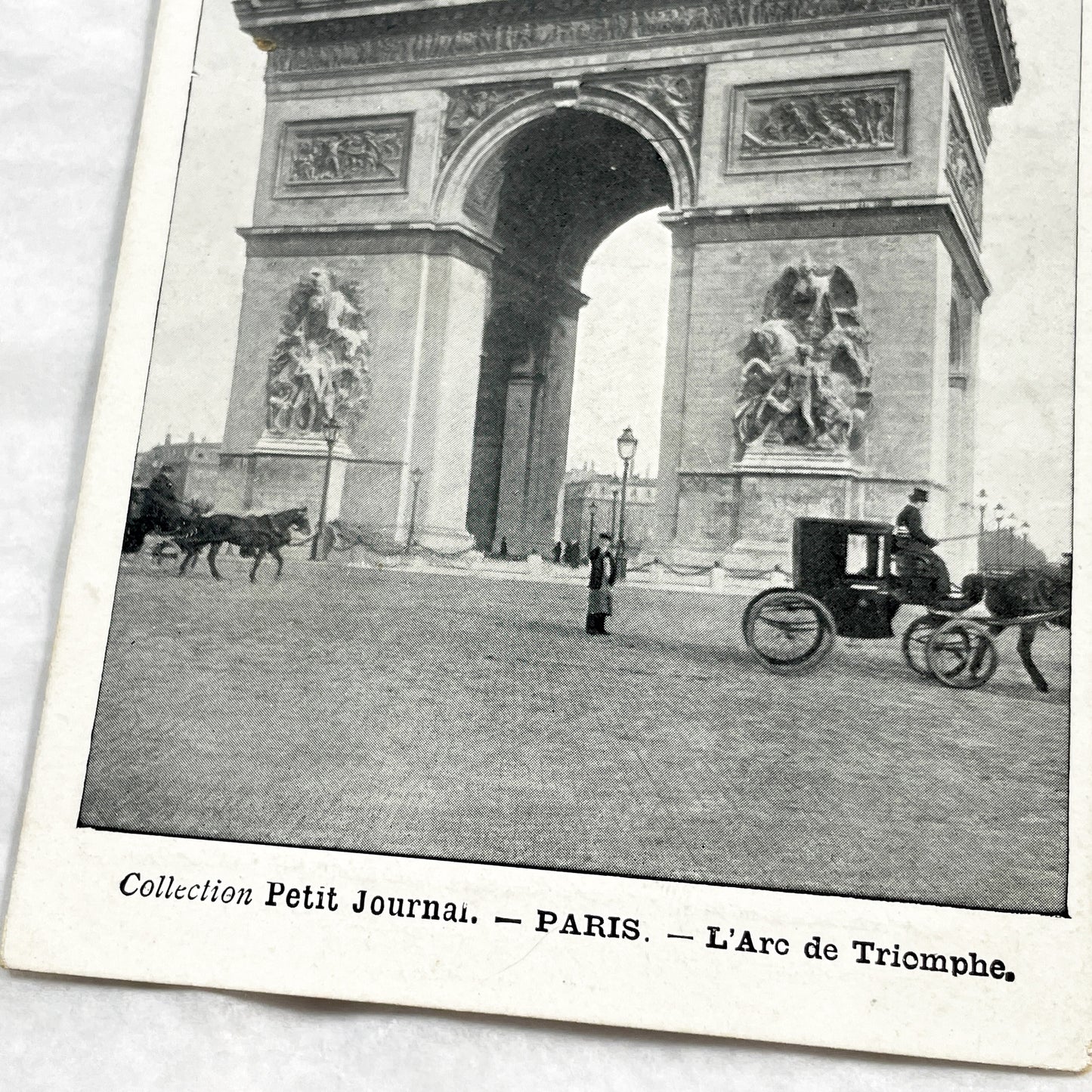 1900s - Vintage Paris Postcard - Arc de Triomphe Historic Monument - French Capital City Collectible - Old Black and White Street Scene