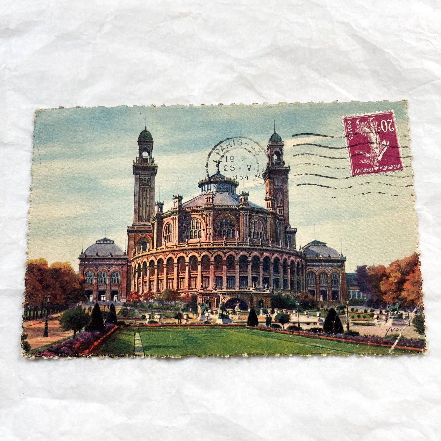 1930s - Vintage Paris Palais Du Trocadero Postcard - Historic French Architecture Landmark - Parisian Grandeur Memorabilia