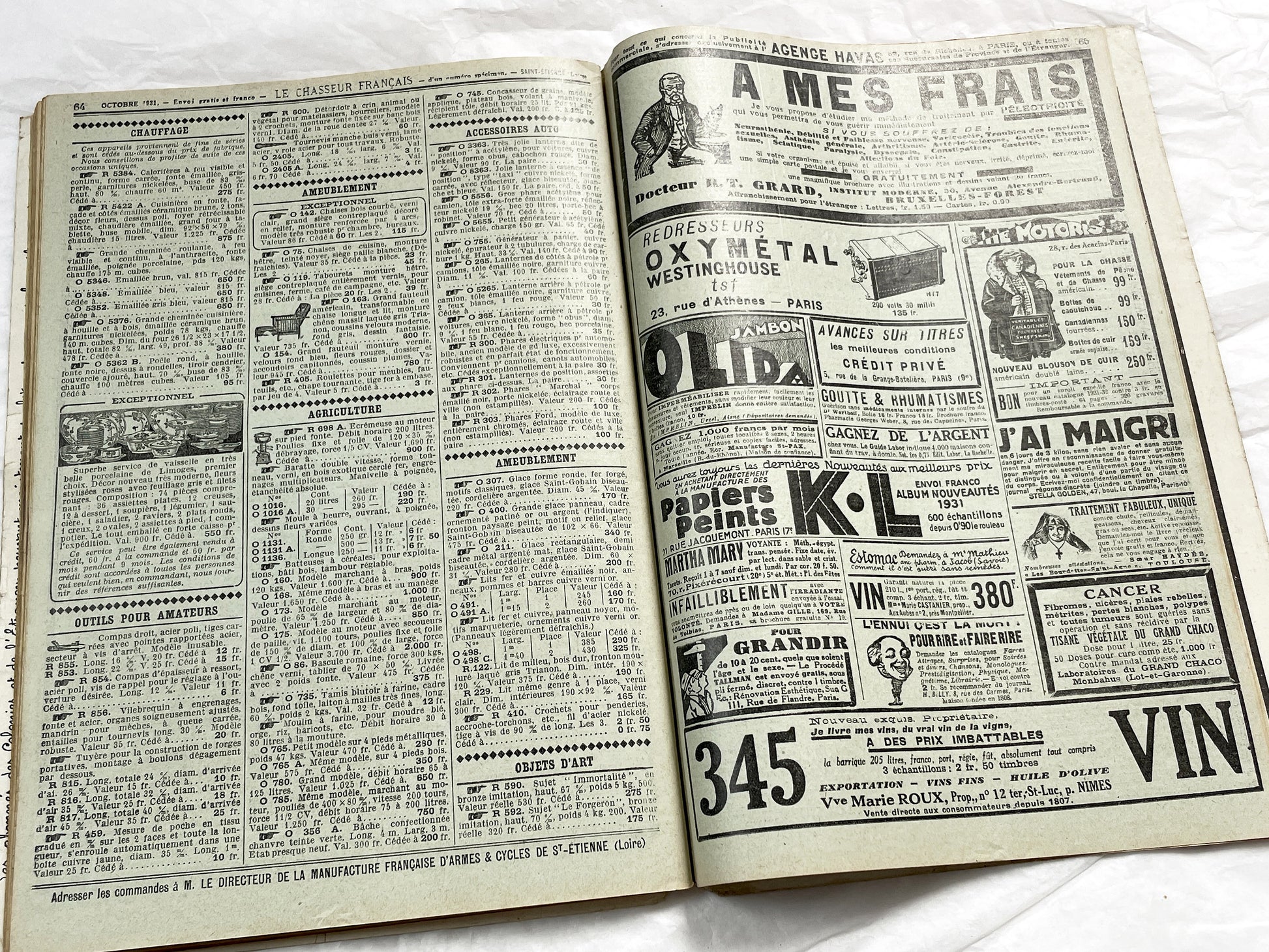 1930s – French Magazine - Le Chasseur Français - French vintage illustrated lifestyle & advertising publication