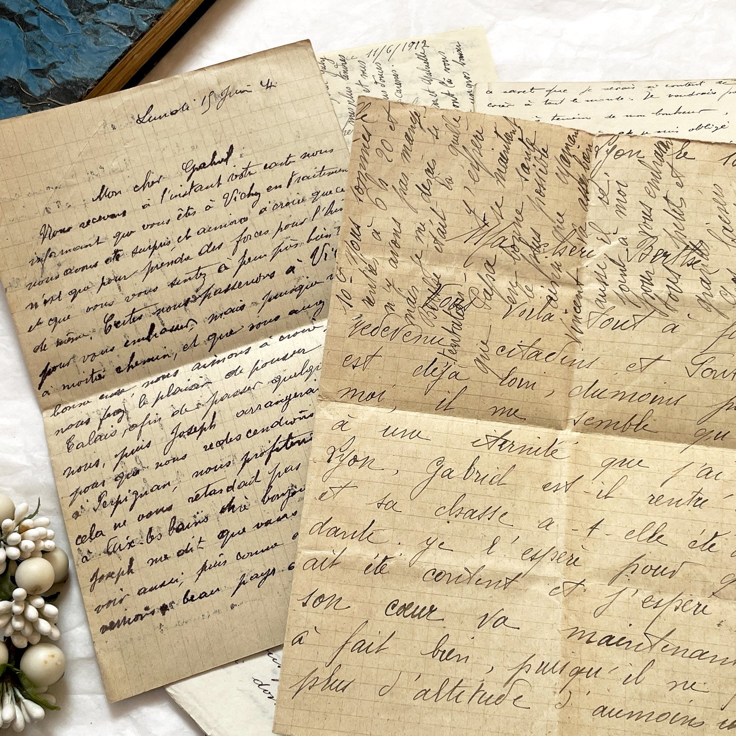 1910s - 20 French letters - Bundle of Antique French Letters – Handwritten 1910s Ephemera – Cursive Script, Ink, Mixed Paper Styles