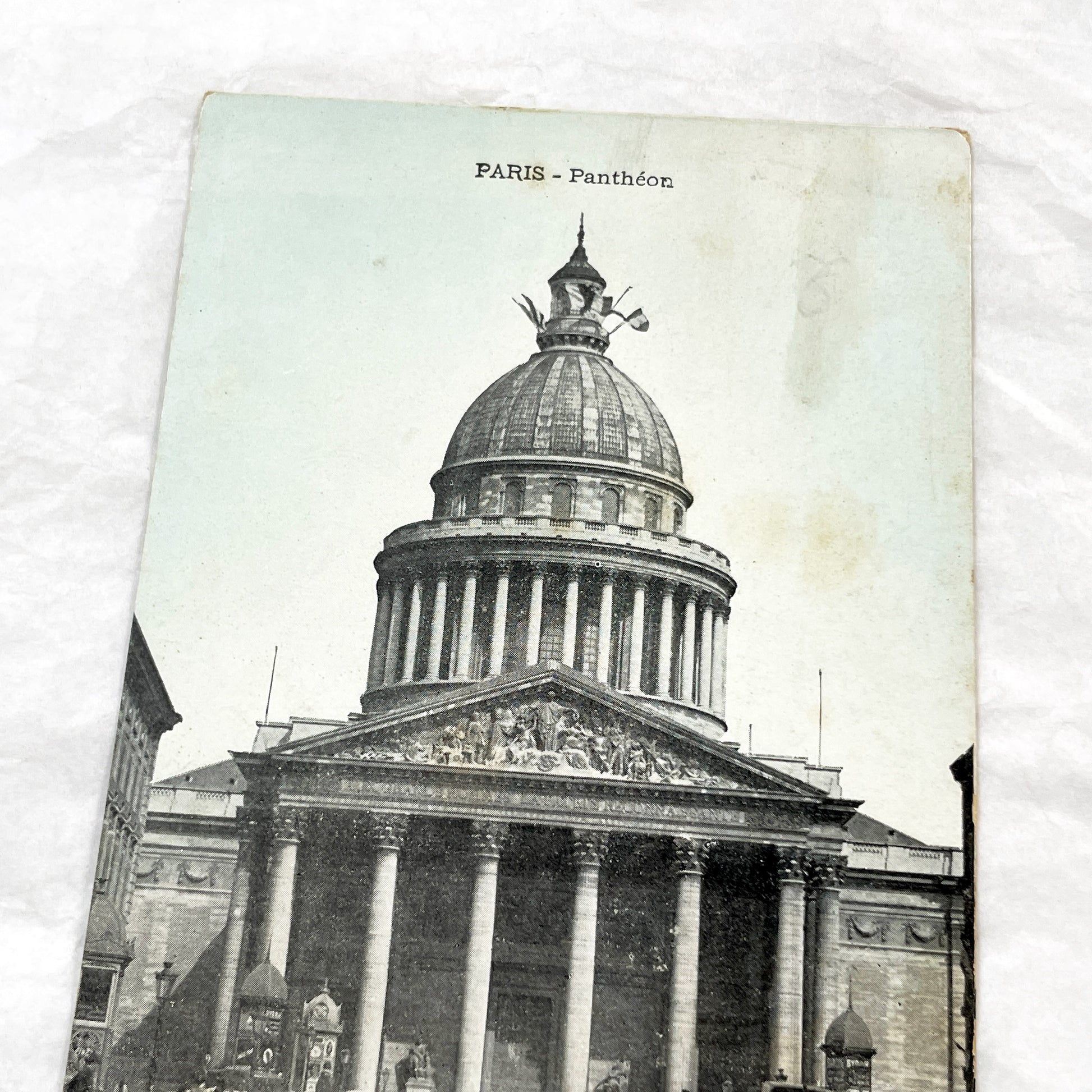 1900s - Vintage Paris Postcard - Le Panthéon Monument - Historic French Architecture - Horse-Drawn Carriages - Parisian Street Scene