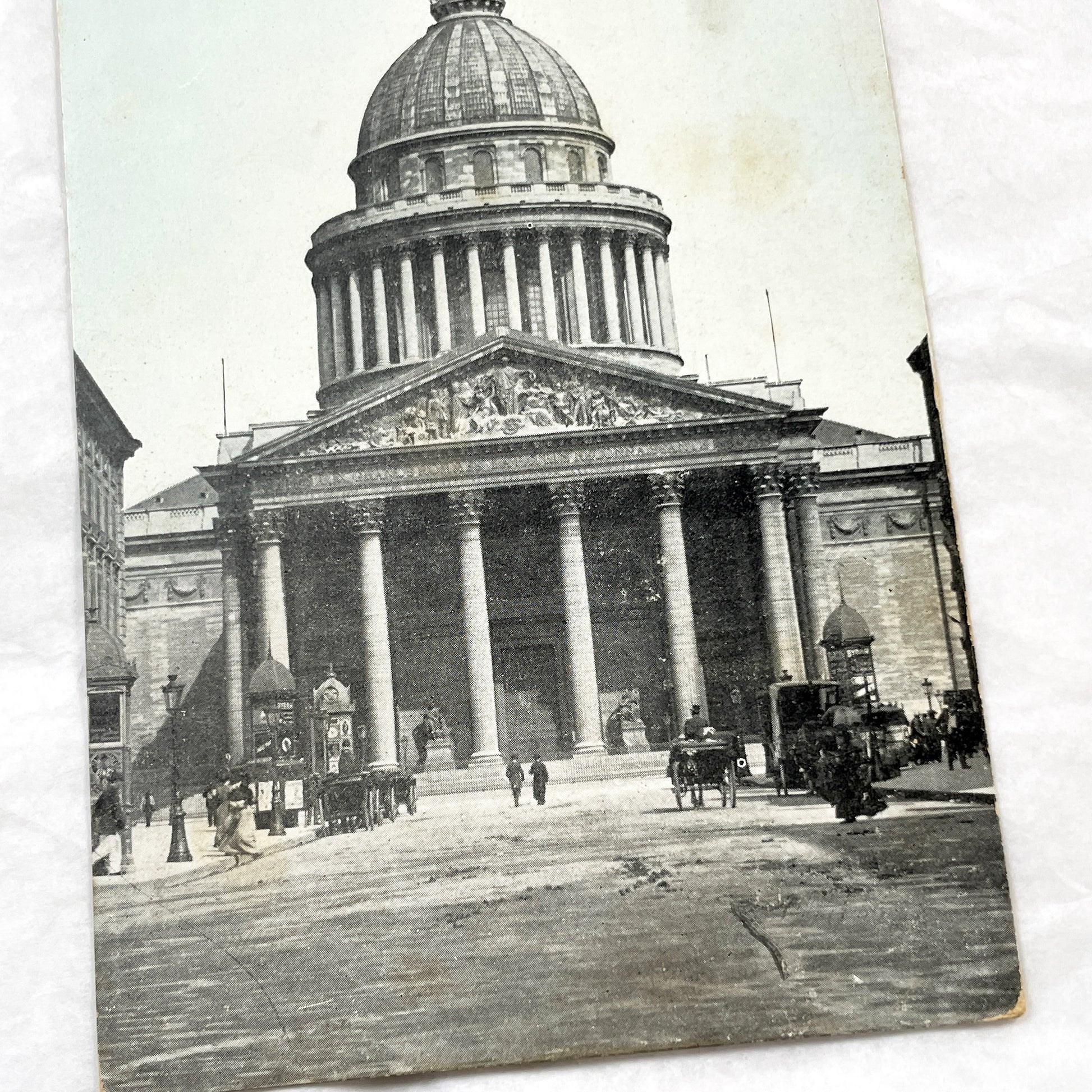 1900s - Vintage Paris Postcard - Le Panthéon Monument - Historic French Architecture - Horse-Drawn Carriages - Parisian Street Scene