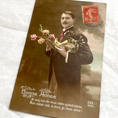 1910s - French New Year Postcard - Romantic Man with Flowers