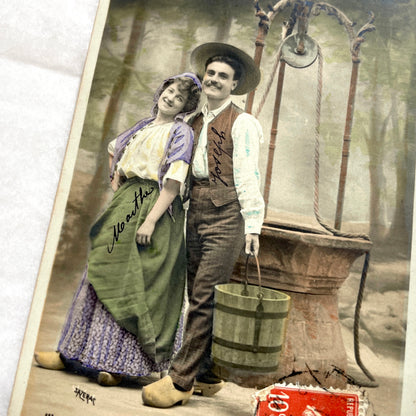 1910s - French Postcard - Romantic Couple