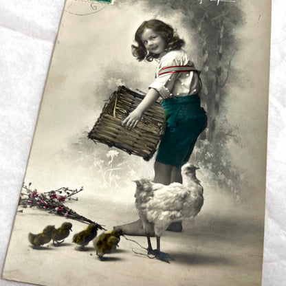 1910s - French Easter Postcard - Child and Chickens