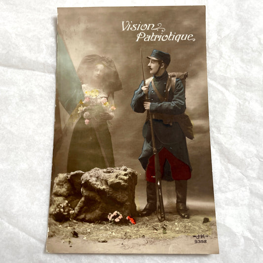 1910s - French Patriotic Postcard - Vision Patriotique Soldier And Mourning Woman - WWI Era