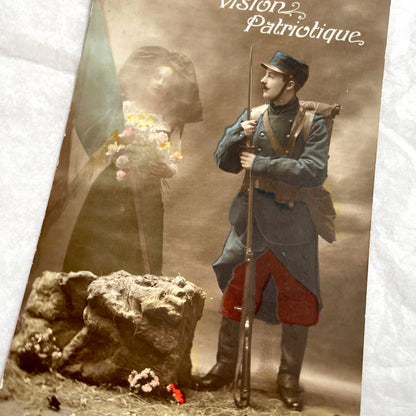 1910s - French Patriotic Postcard - Vision Patriotique Soldier And Mourning Woman - WWI Era