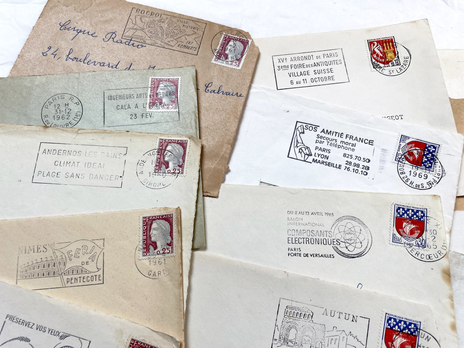 1960s - 30 French half-envelopes - Without letters inside - 1960s Ephemera for Junk Journals, Collage & Paper Crafts