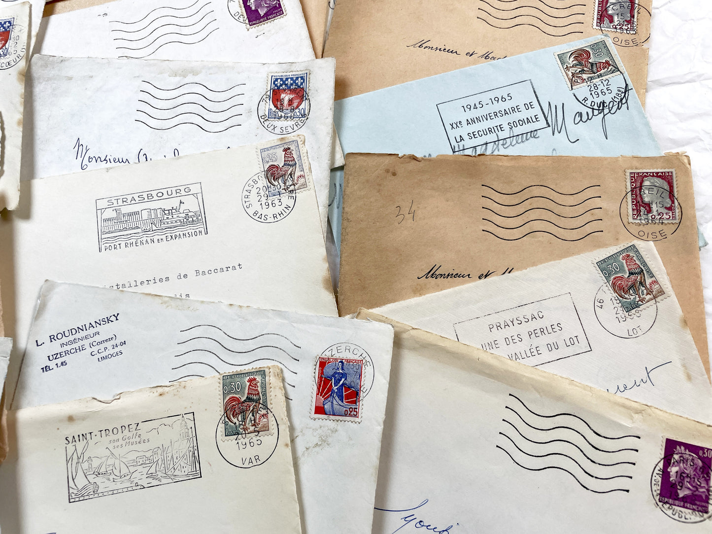 1960s - 30 French half-envelopes - Without letters inside - 1960s Ephemera for Junk Journals, Collage & Paper Crafts