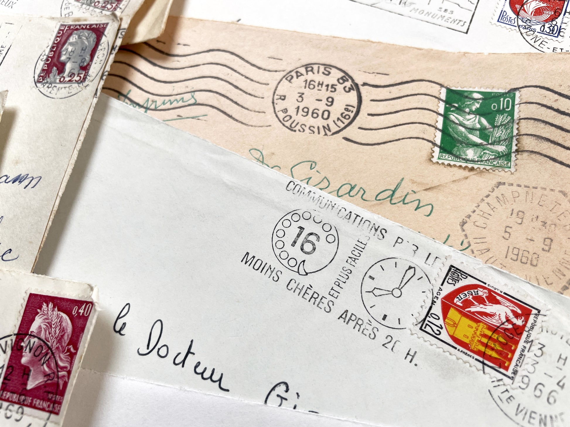 1960s - 30 French half-envelopes - Without letters inside - 1960s Ephemera for Junk Journals, Collage & Paper Crafts