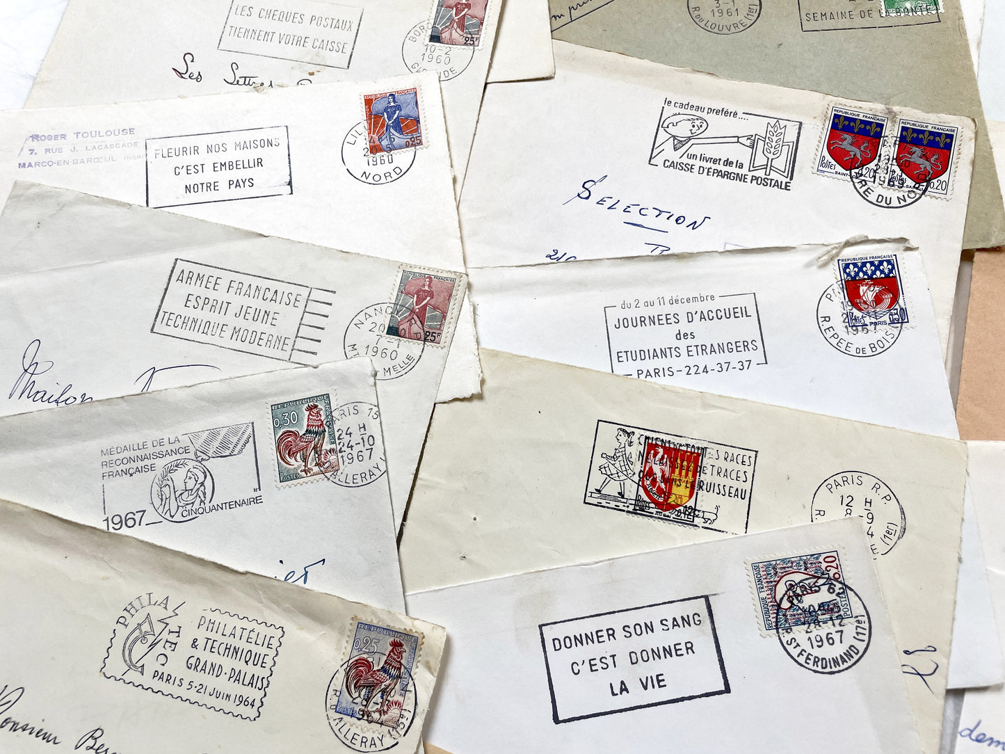 1960s - 30 French half-envelopes - Without letters inside - 1960s Ephemera for Junk Journals, Collage & Paper Crafts