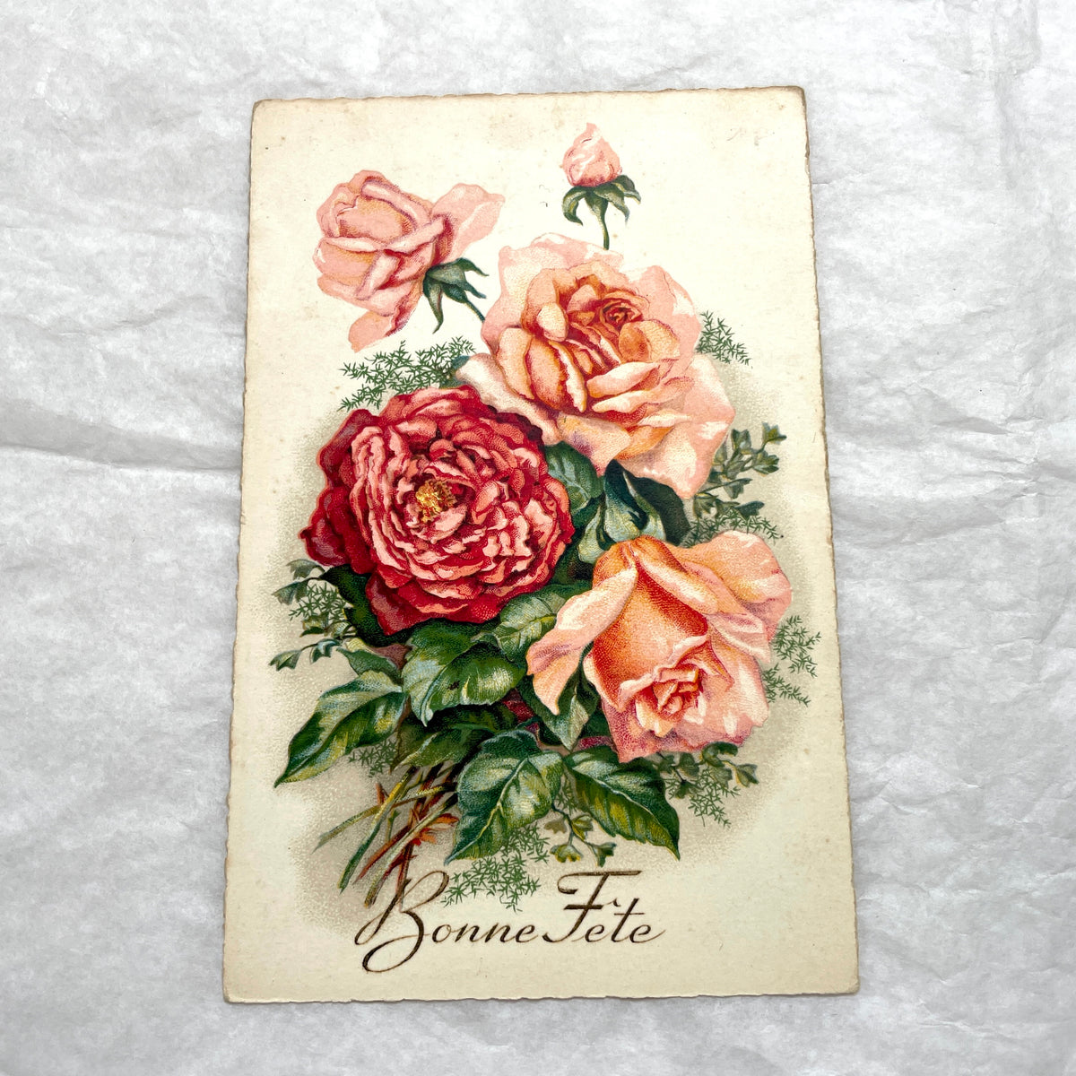 1910s French postcard lot with four antique floral rose greetings and celebratory French text, vintage ephemera.