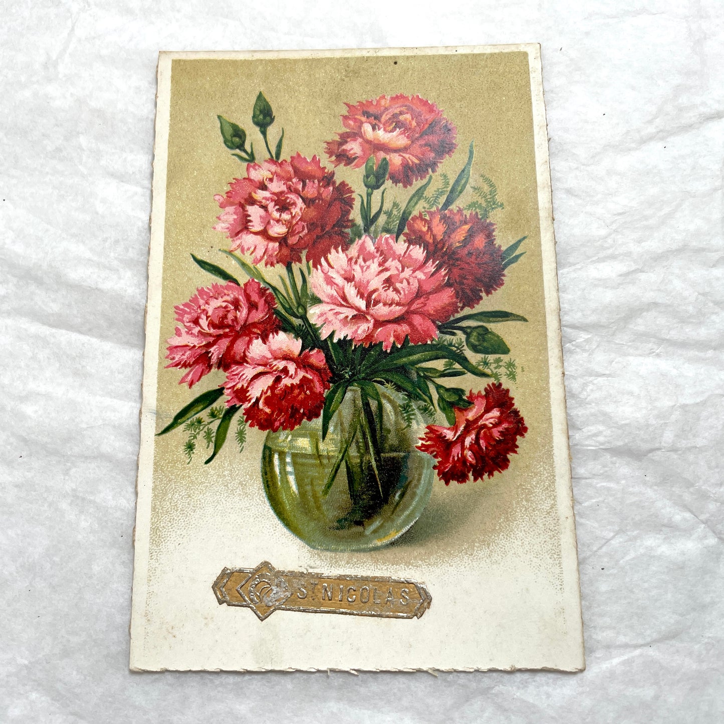 Lot of four 1950s carnation postcards featuring vibrant red and pink floral arrangements with French text.