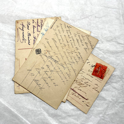 1900s antique French postcards lot with vibrant floral bouquets, featuring 'Bonne Fête' and 'Vive Ste Catherine' greetings.