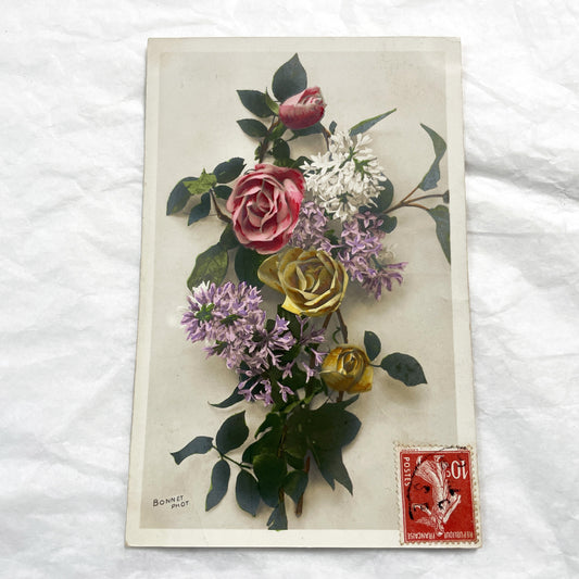 1900s - French Floral Postcard - Roses and Lilacs Bouquet - Vintage Flower Greeting Card - Ephemera Art Print - Bonnet Phot.