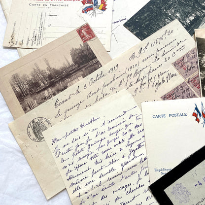 Lot of 20 French historical documents from the 1910s WWI era, including handwritten letters, postcards, and military correspo