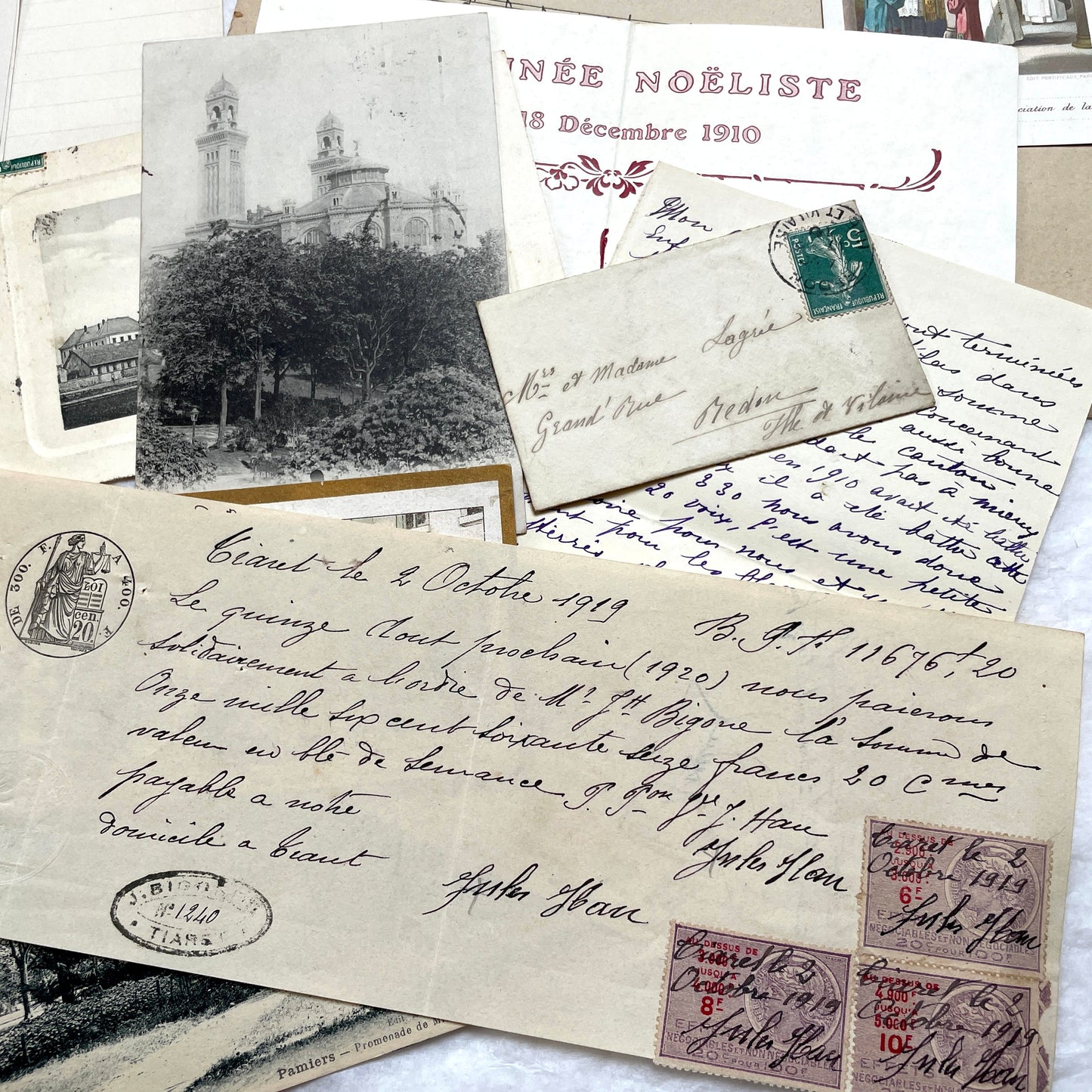 Lot of 20 French historical documents from the 1910s WWI era, including handwritten letters, postcards, and military correspo