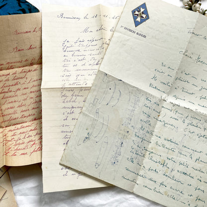 1940s - 20 French letters - Bundle of Antique French Letters – Handwritten 1940s Ephemera – Cursive Script, Ink, Mixed Paper Styles