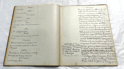 1930s French play script manuscript showing 'Acte 5ème' and handwritten text for a theater scene.