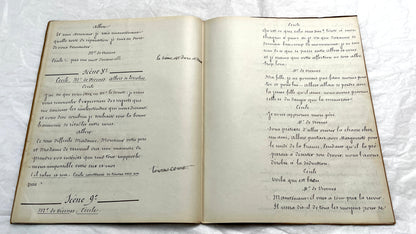 1930s French play script manuscript showing 'Acte 5ème' and handwritten text for a theater scene.