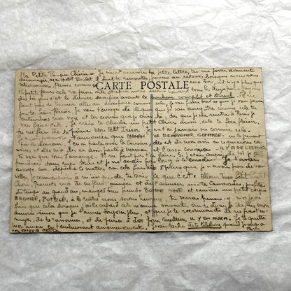 1910s French handwritten postcard with affectionate message, vintage personal correspondence ephemera.