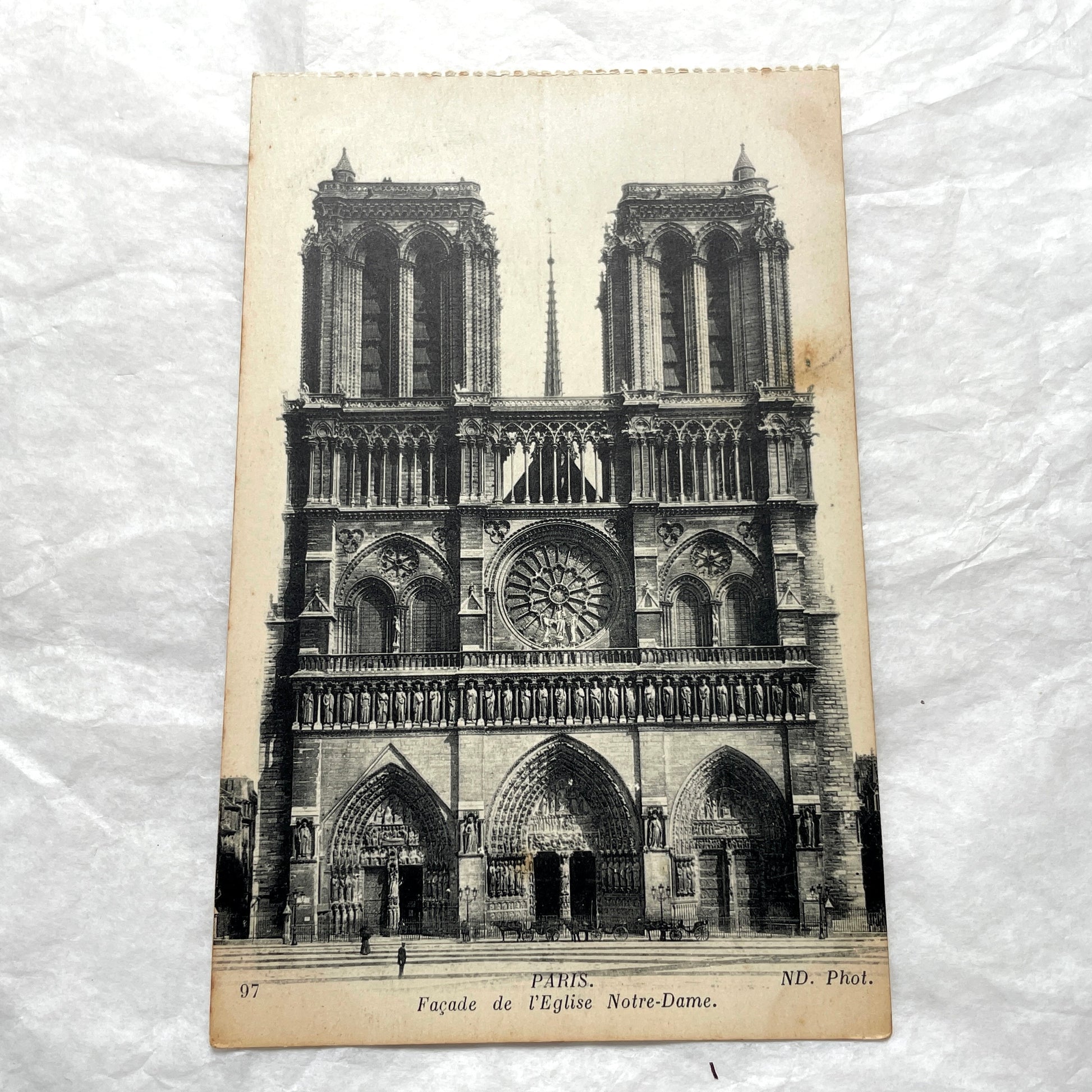 1910s lot of 5 French vintage postcards featuring Notre-Dame de Paris cathedral architecture and sculptures.