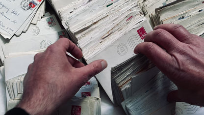 1960s - 1970s - 5 or 10 letters from a mother to her daughter and her son-in-law - Handwritten letters in their envelope